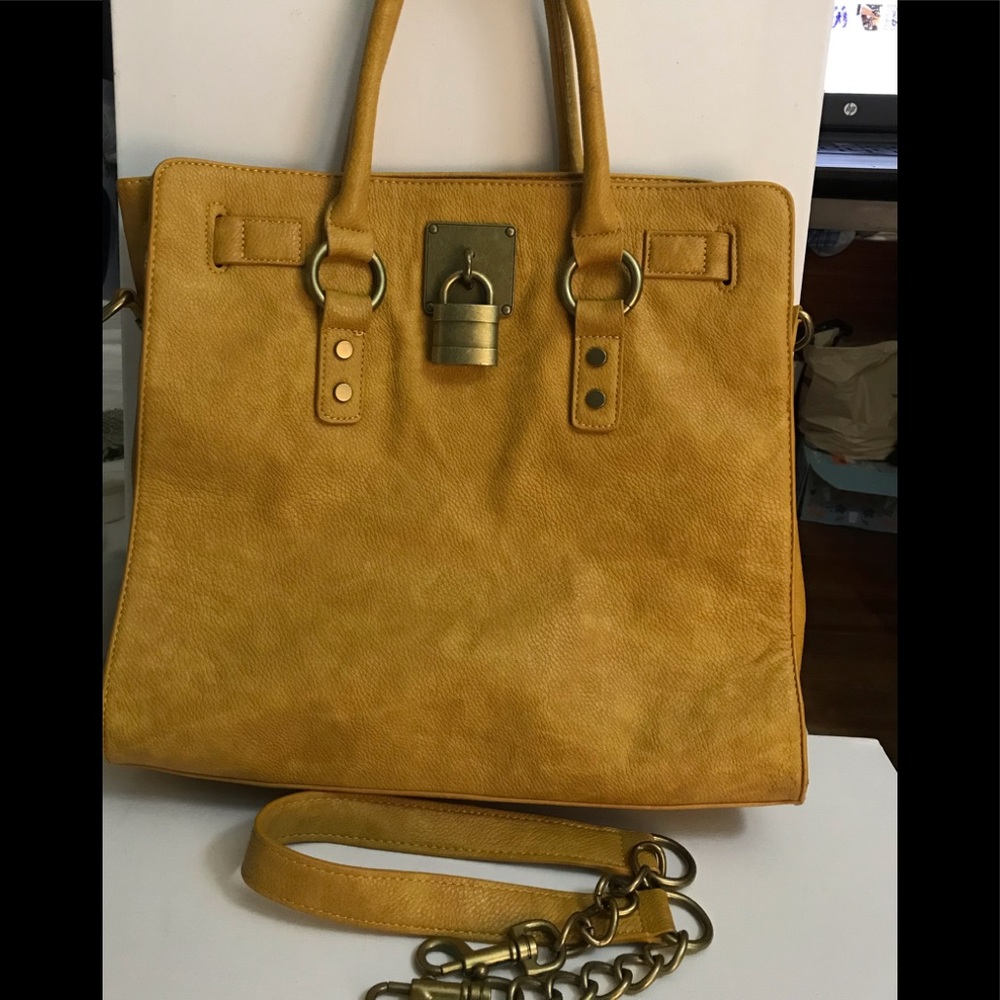 Beautiful Yellow Large Purse NWOT - Picture 4 of 14